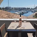 Dionysos Au Village Naturiste Appartement