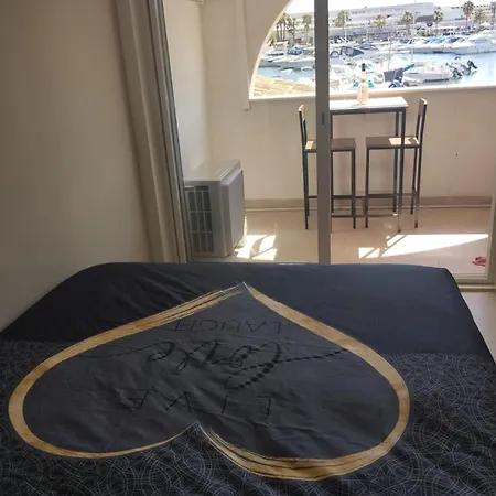 Dionysos Au Village Naturiste Apartamento Agde