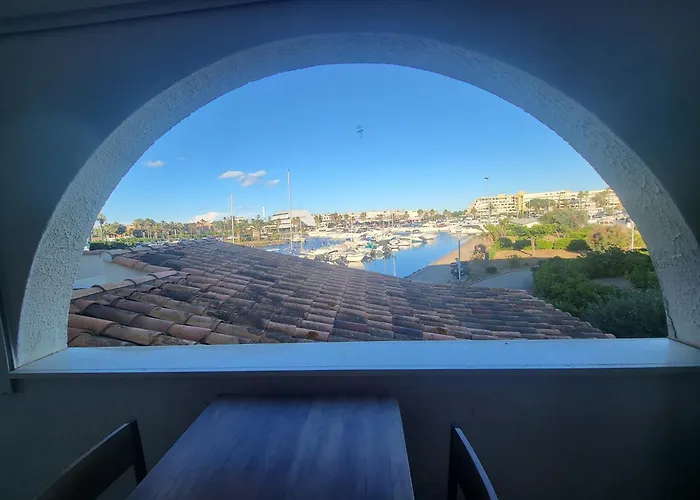 Dionysos Au Village Naturiste Appartement *