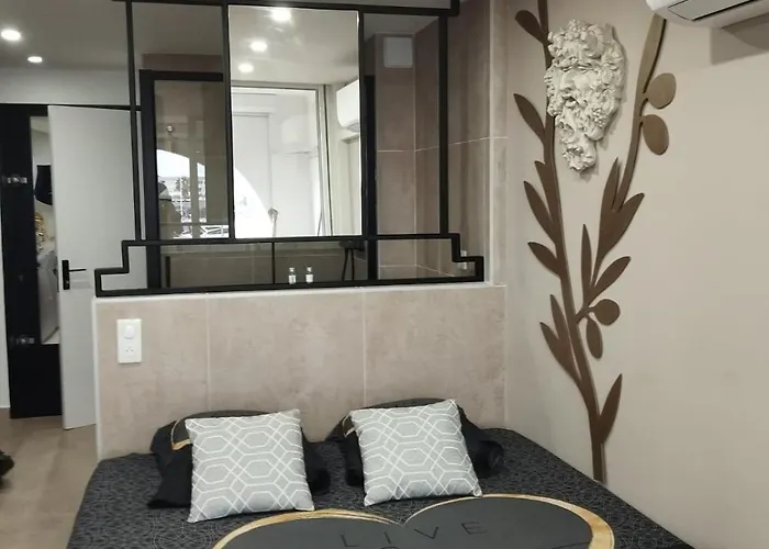 Dionysos Au Village Naturiste Appartement