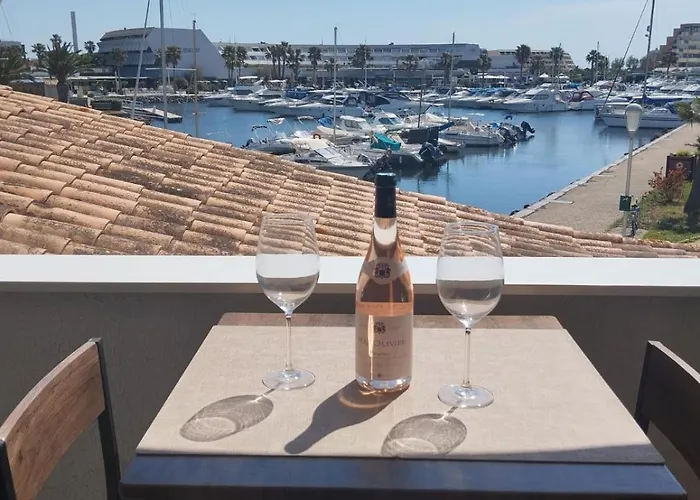 Dionysos Au Village Naturiste Appartement