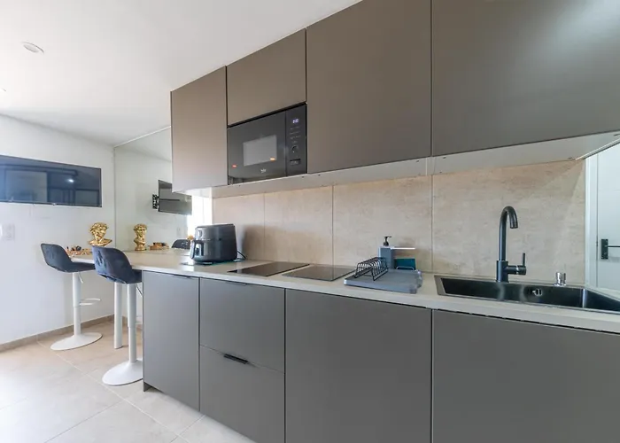 Dionysos Au Village Naturiste Appartement *