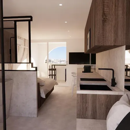 Dionysos Au Village Naturiste