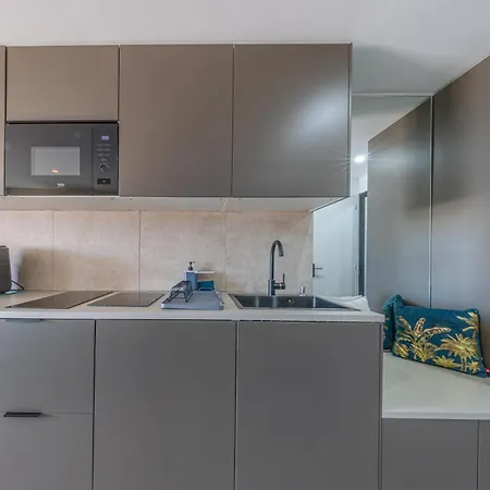 Dionysos Au Village Naturiste Apartament